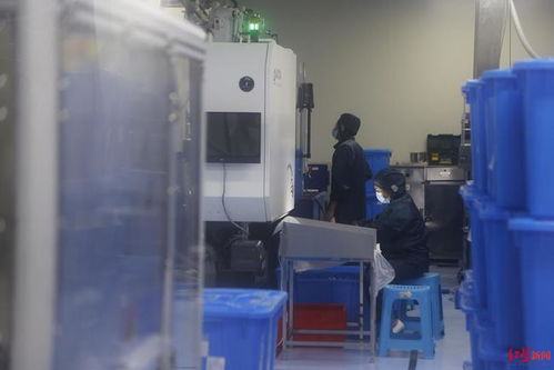 成都啟動(dòng)醫(yī)療器械安全宣傳周，深入企業(yè)實(shí)驗(yàn)室嚴(yán)把通信設(shè)備安全關(guān)